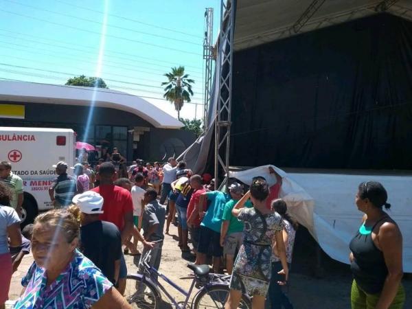 Professora morre ao colidir moto em palco de eventos em Angical do Piauí 