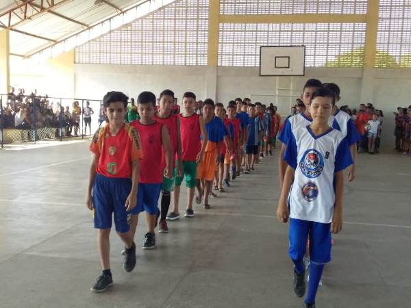 Em Agricolândia aconteceu a abertura do II torneio intercolegial 