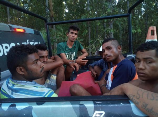 Seis Homens são presos suspeitos de roubo de cargas em Passagem Franca (PI)