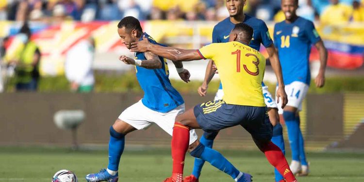 Brasil empata sem gols com a Colômbia pelas Eliminatórias