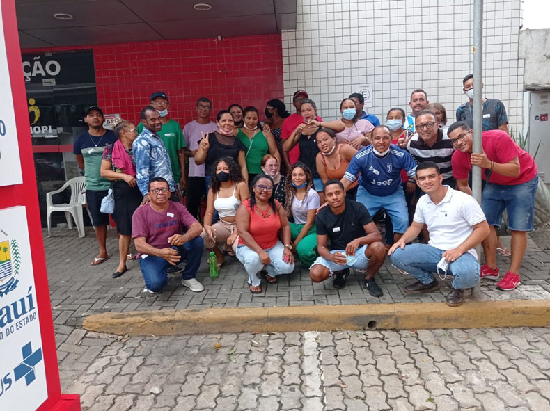 De São Pedro do Piauí Amigos e familiares viajam 110 km para doar sangue a adolescente com leucemia em Teresina