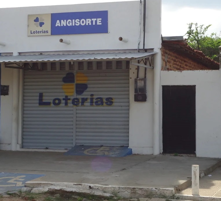 Criminosos roubam aproximadamente R$ 17 mil de lotérica no centro de Angical do Piauí