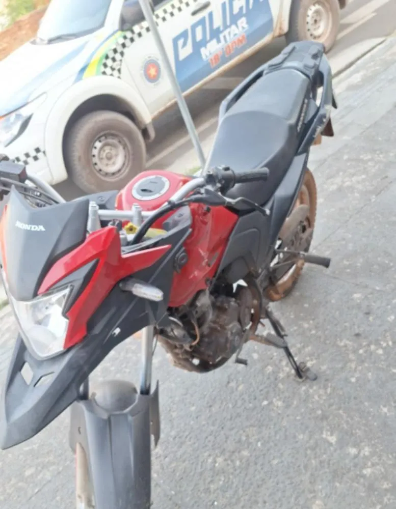 Dupla é detida após roubo de motocicleta em Agricolândia